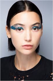 Nice 58 The Latest Makeup 2019 The Current Trends Https Vattire Com Index Php 2019 01 31 58 The Latest Makeup Makeup Looks Makeup Trends High Fashion Makeup
