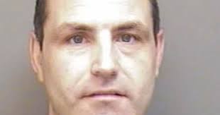 Judge slams 'unimportant' stalker who resumed campaign a week after release  from prison