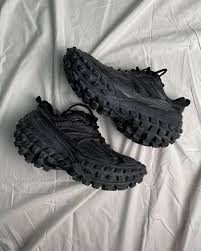 Balenciaga Defender Fit suggestions : r/Balenciaga