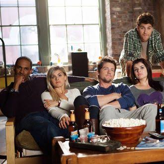 Happy Endings' Cast Reunion to Benefit COVID-19 Relief
