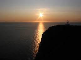 *attarus sono con il sole a mezzanotte sono con il vento a mezzanotte (x2). Sole Di Mezzanotte Wikipedia