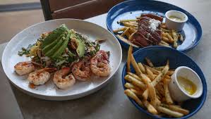 Tommy bahama's restaurant & bar, palm desert picture: Tommy Bahama Opens New Bar And Restaurant In Palm Springs