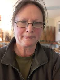 Will a hat style naturally straight fine hair?