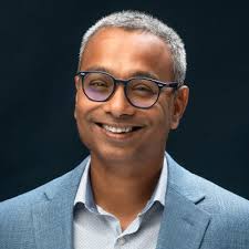 Welcoming Scott Harden, a dentist and neuroscientist, to our team as a  software engineer.