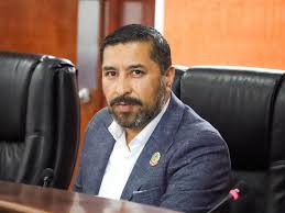 Diputado Ramón Vázquez propone frenar fraudes contra MIPYMES