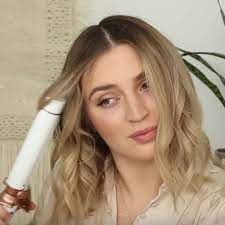 Coiffure facile a faire soi meme avec tresse coiffure simple pour cheveux mi long. 8 Tutos Coiffures Pour Les Cheveux Mi Longs Elle