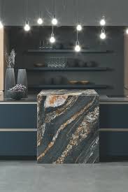 Schwarze Kuche Bilder Ideen Fur Dunkle Kuchen Kuchenfinder Dunkle Kuchen Kuche Schwarz Kuchendesign Modern