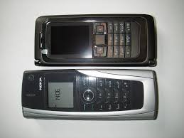 Nokia E90 vs. Nokia 9500