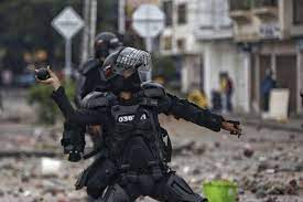 Anonymus hackea la página del ejército. Ddslfcb2hasuem