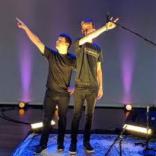 Recently, though, he has been dragged. Stagehand Wikipedia