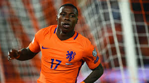 Последние твиты от quincy promes (@qpromes). Transfer Netherlands Forward Quincy Promes Joins Ajax On Five Year Deal Goal Com