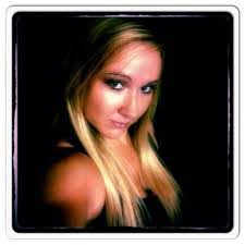 Crystal Ackley's Instagram, Twitter & Facebook