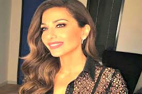 Βασικά θέλω να γίνω τραγουδιστής αλλά δεν έχω τέλεια φωνή, παλιά τραγουδούσα πολυ΄ωραία αλλά στη. Despoina Bandh Shmera Einai Allos An8rwpos H Fwtografia Poy Apodeiknyei Thn Megalh Allagh