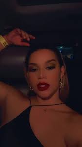 Nicole Espinal (@nespina1)