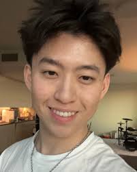 RICH BRIAN (@brianimanuel) • Instagram photos and videos