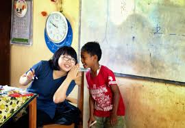 Chinese Whisper Split The Class Into Two Teams Whisper A Word Or A Sentence For The Adva Volunteer Programs International Volunteer Programs Teaching English