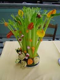 Ma inizia a riscuotere successo anche in italia soprattutto in occasione di buffet o cene particolari. Corso Di Intaglio Con Frutta E Verdura