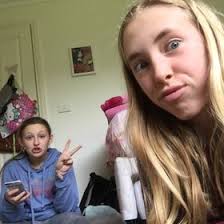 Evie Ward (evie3571)