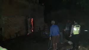 Ahok jadi bos bumn, komisi vi: Gudang Pengeringan Tembakau Di Sugihwaras Bojonegoro Terbakar Kerugian Ditaksir Rp 25 Juta Beritabojonegoro Com