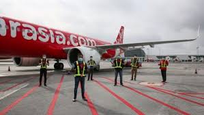 The airline gives the passengers with a cabin baggage allowance of 7 kg and maximum size of passengers on domestic route have 15 kg free checked baggage allowance, but passengers flying international routes with. Air Asia Updates Baggage Allowance Policy Business Traveller