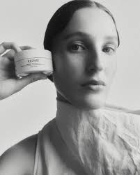 Transformative, essential, and unlike anything else. BIOGENIC MELTING CREAM  melts instantly, locks in moisture, and restores resilience. Ph. Daisy  Walker