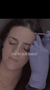 All we want for Christmas is Botox & Filler😍🎄 Jaclyn Berry FNP-C with  Dermani MedSpa Athens 📞 Call (706) 478-2017 to book or visit  https://bit.ly/3AeCKJU 📍1850 Epps Bridge Pkwy, Athens GA, 30606 #