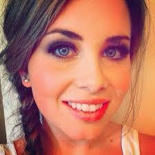 Tara Bates's Instagram, Twitter & Facebook