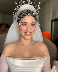 dress berry on instagram صور حفل زفاف الممثله التركيه هازال كايا نيهال العشق الممنوع weird wedding dress bridal accessories wedding dresses romantic