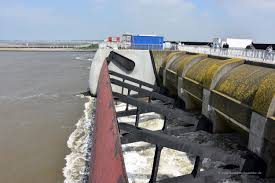 Hauptzweck dieses größten deutschen küstenschutzbauwerkes ist der schutz vor sturmfluten der nordsee. 2017 Mit Dem Wohnmobil An Die Deutsche Nordsee