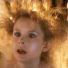 MacKenzie Bennett (mcnzlb)