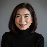 Sarah Stuckey's Instagram, Twitter & Facebook