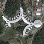Universiti teknologi petronas is a malaysian research university established 10 january 1997. Petronas University Of Technology Seri Iskandar By Foster Partners In Batu Gajah Malaysia Virtual Globetrotting