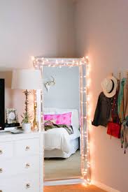 Here is what you will need if you want to replicate the look and feel of these bathroom mirrors: 26 Gorgeous Ways To Decorate Your Home With String Lights