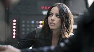 Chloe wang, known professionally as chloe bennet, is an american actress and singer. Marvel Bei Disney Agents Of Shield Wird In Secret Invasion Fortgesetzt Netzwelt