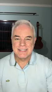 LIVE LIVRE! Com a convidada Marina Lima do @coracaoespirita Tema: “A Música  Quanta Luz”