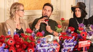 Premiya Muz Tv 2020 Obyavleny Vedushie Kseniya Sobchak Maksim Galkin Aleksandr Revva I Olga Buzova Novosti Muzykanty Smotret Onlajn Trikolor Kino I Tv