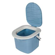 In dem toilettenset ist ein sitz mit deckel und ein. Branq Home Essential Jungen Camping Toilet Mobile Toilet Light Blue 15 5 L Buy Online In Guam At Guam Desertcart Com Productid 165321413