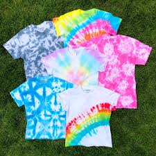 Tahap pewarna dengan naptol : Lagi Tren Ini Dia 5 Jenis Tie Dye Dan Cara Membuatnya Blog Hotel Bobobox Indonesia