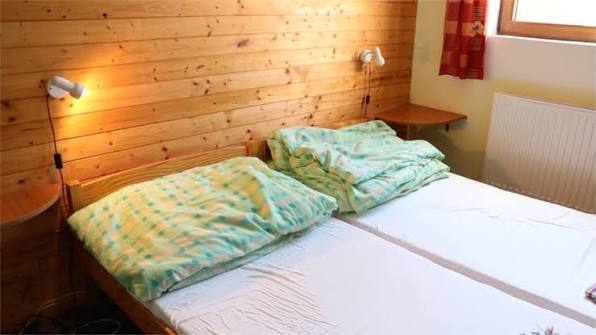 Éltető Világ Erdei Iskola és Turistaszálló Szállások