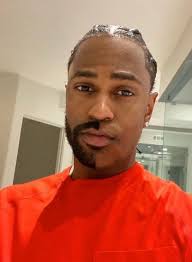 Lightskinned (Derogatory) (@captain_ink)