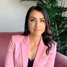 Amanda Forney's Instagram, Twitter & Facebook