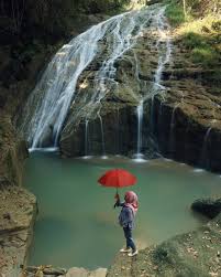 Kenapa air laut asin dan air sungai tawar ini. Berfoto Di Bawah Air Terjun Banyunibo Kabrokan Jogja Image From Yosafatyk Air Terjun Air Bawah Air