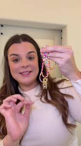 I’m usually a neutrals girlie but a pop of color is just so fun sometimes!  #stockingstuffer #stockingstuffers #stockingstufferideas #giftguide