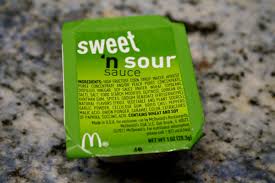 This mcdonald's copycat sweet and sour sauce recipe is not exactly healthy considering that it still contains sugar, but the portion was small and at least free from chemicals although this sweet sour sauce recipe makes a rather small batch, a little goes a long way and we always have some leftovers. Uzivatel Todd In The Shadows Na Twitteru Mcdonald S Sweet And Sour Is Allegedly Based On The Traditional Chinese Sauce Yet Tastes Nothing Like Any Other Sauce With That Name