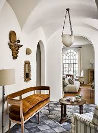 Transitional Style Interior Design Defined For 2019 Beyond Decor Aid In 2020 Home Decor Styles Interior Design Home Decor