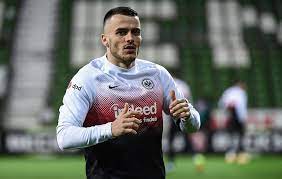 Hij verruilde hamburger sv in juli 2019 voor eintracht frankfurt, dat hem in het voorgaande seizoen al huurde. Inter Agree Terms With Filip Kostic But Yet To Make Offer To Eintracht Frankfurt German Media Report