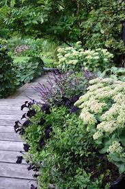 You Can Try These Ideas For Your Garden Diy Gardenscape Happy Ideas Photo Cool Inspiration Naturephoto Gorgeous Gardens Beautiful Gardens Shade Garden