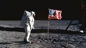 Youtube wurde 2005 gegründet und die plattform ging im februar desselben jahres online. Vor 60 Jahren Die Luft Und Raumfahrtbehorde Nasa Wurde Gegrundet Archiv