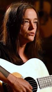 Noir folk artist @jazmine__mary was in and treated us to a performance of  their new single, Memphis. The song is taken from the singular artists 3rd  album, I Want To Rock and Roll and if this first ...