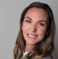 Tara Baird's Instagram, Twitter & Facebook